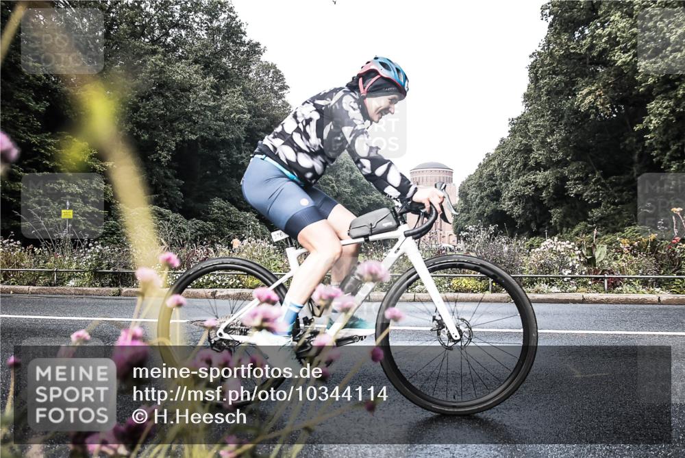 13.09.2026 - Stadtparktriathlon H.Heesch http://msf.ph/oto/10344114 13.09.2026 10:47:15 Radfahren 376, 472 meine-sportfotos.de