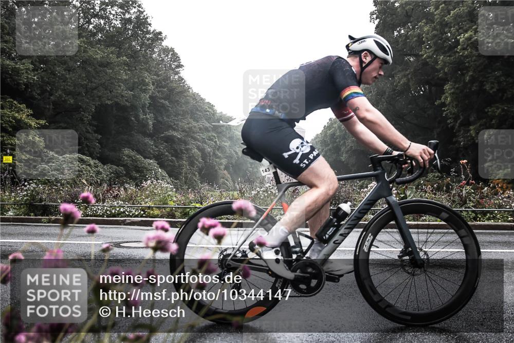 13.09.2026 - Stadtparktriathlon H.Heesch http://msf.ph/oto/10344147 13.09.2026 09:14:28 Radfahren 23, 49, 51, 64, 106, 123, 143, 198 meine-sportfotos.de