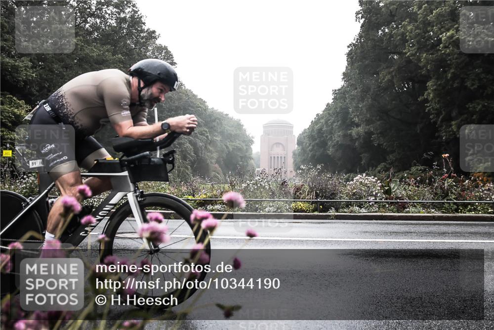 13.09.2026 - Stadtparktriathlon H.Heesch http://msf.ph/oto/10344190 13.09.2026 09:14:39 Radfahren 81, 178, 201 meine-sportfotos.de