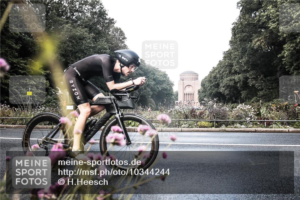13.09.2026 - Stadtparktriathlon H.Heesch http://msf.ph/oto/10344244 13.09.2026 10:48:24 Radfahren 362, 390, 538 meine-sportfotos.de