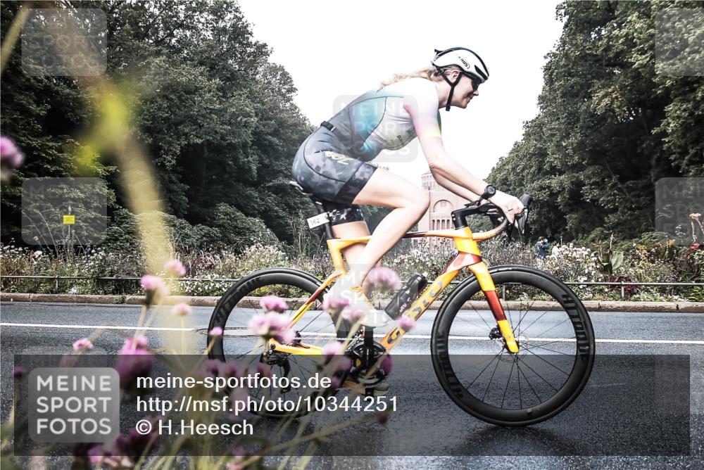 13.09.2026 - Stadtparktriathlon H.Heesch http://msf.ph/oto/10344251 13.09.2026 10:48:26 Radfahren 362, 390, 531, 538 meine-sportfotos.de