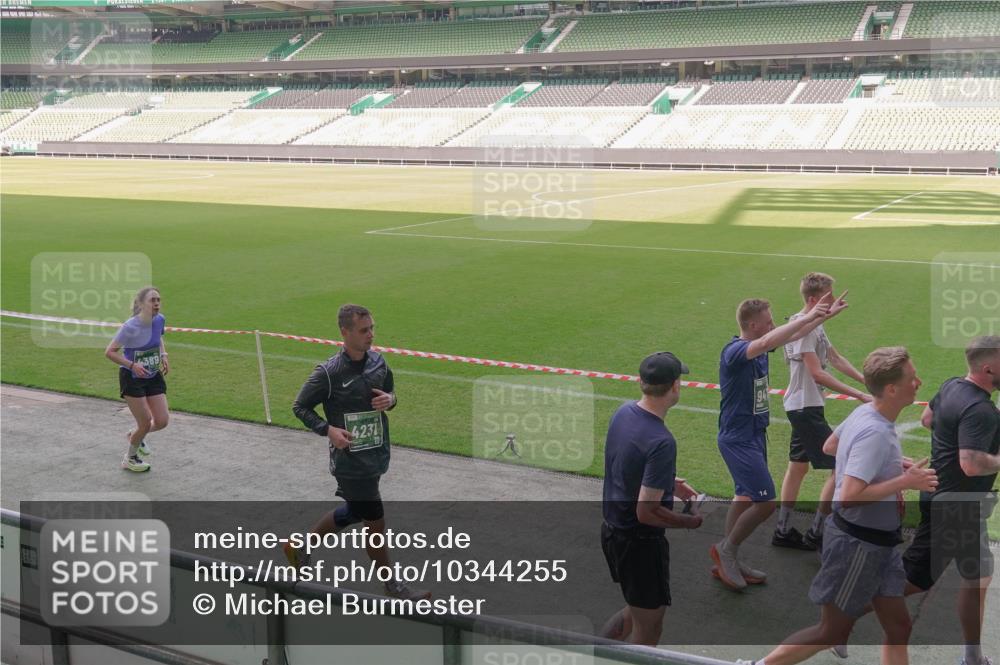 13.09.2026 - 21. swb-Marathon Bremen Michael Burmester http://msf.ph/oto/10344255 13.09.2026 13:29:36 Laufen im Stadion 171, 220, 297, 405, 422, 476, 685, 729, 754, 767, 986, 1079, 1217, 1242, 1270, 1298, 1325, 1384, 1615, 1633, 1634, 1741, 1777, 1810, 1811, 1886, 1983, 2238, 2249, 2263, 2326, 2365, 2436, 2449, 2472, 2546, 2574, 2593, 2615, 2738, 2740, 2743, 2830, 2862, 2868, 2924, 2991, 3020, 3053, 3061, 3129, 3154, 3227, 3238, 3274, 3286, 3321, 3361, 3563, 3589, 3594, 3595, 3605, 3678, 3694, 3755, 3758, 3798, 3826, 3853, 3898, 3929, 3953, 3965, 3971, 3987, 4011, 4056, 4108, 4238 meine-sportfotos.de