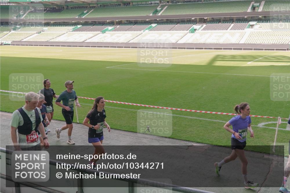13.09.2026 - 21. swb-Marathon Bremen Michael Burmester http://msf.ph/oto/10344271 13.09.2026 13:29:38 Laufen im Stadion 171, 220, 297, 405, 422, 476, 685, 729, 754, 767, 986, 1079, 1217, 1242, 1270, 1298, 1325, 1384, 1615, 1633, 1634, 1741, 1777, 1810, 1811, 1886, 1983, 2238, 2249, 2263, 2326, 2365, 2436, 2449, 2472, 2546, 2574, 2593, 2615, 2738, 2740, 2743, 2830, 2862, 2868, 2869, 2871, 2924, 2991, 3020, 3053, 3061, 3129, 3154, 3227, 3238, 3274, 3286, 3321, 3361, 3563, 3589, 3594, 3595, 3605, 3678, 3694, 3755, 3758, 3798, 3826, 3853, 3898, 3929, 3953, 3965, 3971, 3987, 4011, 4056, 4108, 4238 meine-sportfotos.de