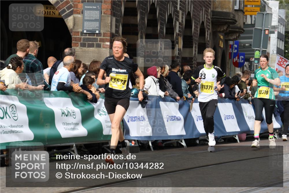 13.09.2026 - 21. swb-Marathon Bremen Strokosch-Dieckow http://msf.ph/oto/10344282 13.09.2026 10:52:23 Ziel 10218, 10588, 11277, 11285, 11376, 11487, 11555, 11784, 11869, 11877, 11962, 12349, 10761, 10812, 10906, 10958, 11109, 11350, 11604, 11605, 11669, 12361, 12439, 12533 meine-sportfotos.de