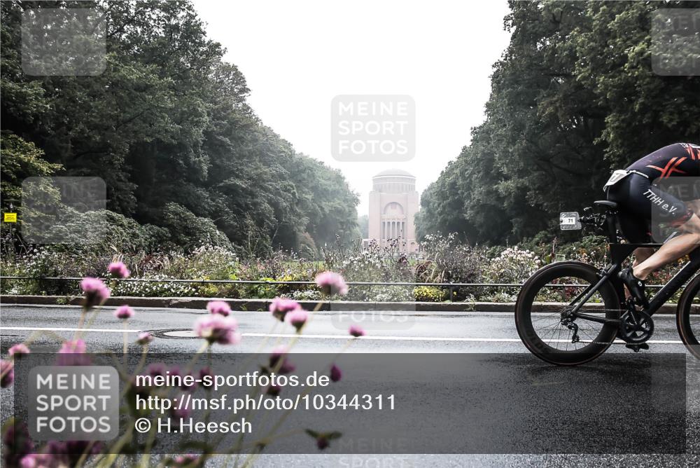 13.09.2026 - Stadtparktriathlon H.Heesch http://msf.ph/oto/10344311 13.09.2026 09:15:25 Radfahren 24, 42, 57, 71, 89, 118, 162, 197, 208 meine-sportfotos.de