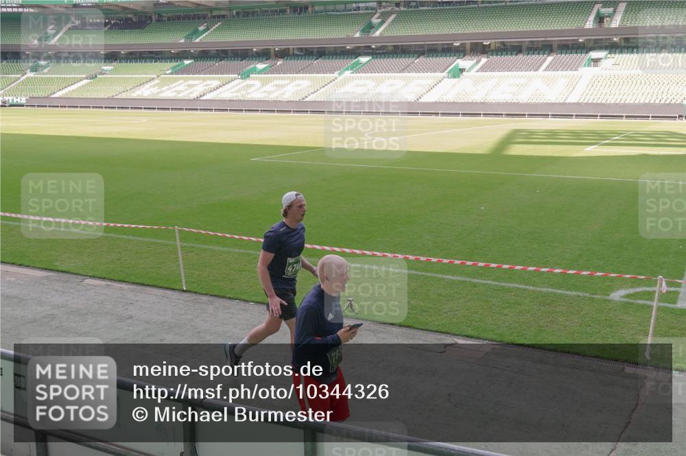 13.09.2026 - 21. swb-Marathon Bremen Michael Burmester http://msf.ph/oto/10344326 13.09.2026 13:29:44 Laufen im Stadion 171, 220, 297, 405, 422, 476, 685, 729, 754, 767, 986, 1079, 1217, 1242, 1270, 1298, 1325, 1384, 1615, 1633, 1634, 1741, 1777, 1810, 1811, 1886, 1983, 2238, 2242, 2249, 2263, 2326, 2365, 2436, 2449, 2472, 2546, 2574, 2593, 2615, 2738, 2740, 2743, 2830, 2862, 2868, 2869, 2871, 2924, 2991, 3020, 3053, 3061, 3129, 3154, 3227, 3238, 3274, 3286, 3321, 3361, 3563, 3594, 3595, 3605, 3678, 3694, 3755, 3758, 3798, 3826, 3853, 3898, 3929, 3953, 3965, 3971, 3987, 4011, 4056, 4108 meine-sportfotos.de