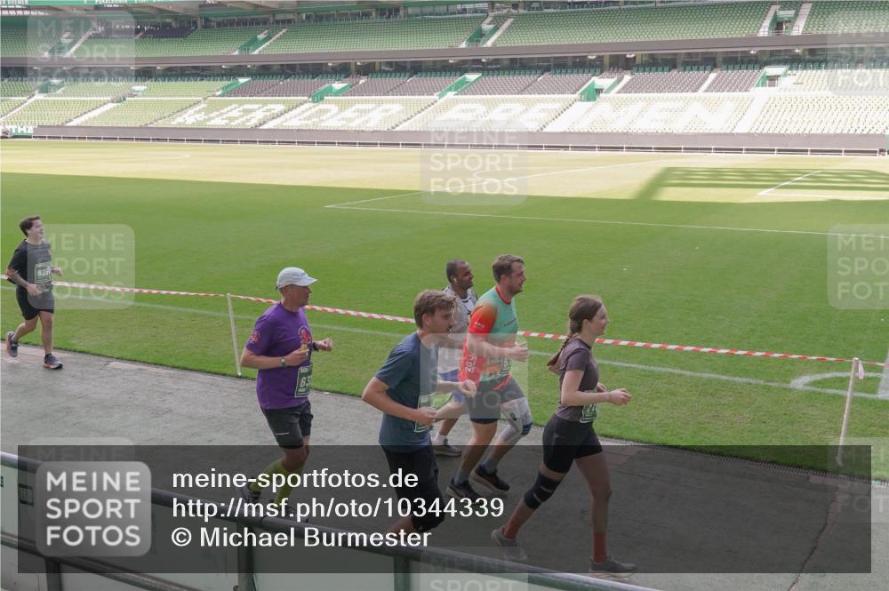 13.09.2026 - 21. swb-Marathon Bremen Michael Burmester http://msf.ph/oto/10344339 13.09.2026 13:29:47 Laufen im Stadion 171, 220, 297, 405, 422, 476, 685, 729, 754, 767, 986, 1079, 1217, 1242, 1270, 1298, 1325, 1384, 1615, 1633, 1634, 1741, 1777, 1810, 1811, 1886, 1983, 2238, 2242, 2249, 2263, 2326, 2365, 2436, 2449, 2472, 2546, 2574, 2593, 2615, 2738, 2740, 2743, 2830, 2862, 2868, 2869, 2871, 2924, 2991, 2994, 3020, 3053, 3061, 3129, 3154, 3227, 3238, 3274, 3286, 3321, 3361, 3563, 3594, 3595, 3605, 3678, 3694, 3755, 3758, 3798, 3853, 3876, 3898, 3929, 3953, 3965, 3971, 3987, 4011, 4056, 4108 meine-sportfotos.de