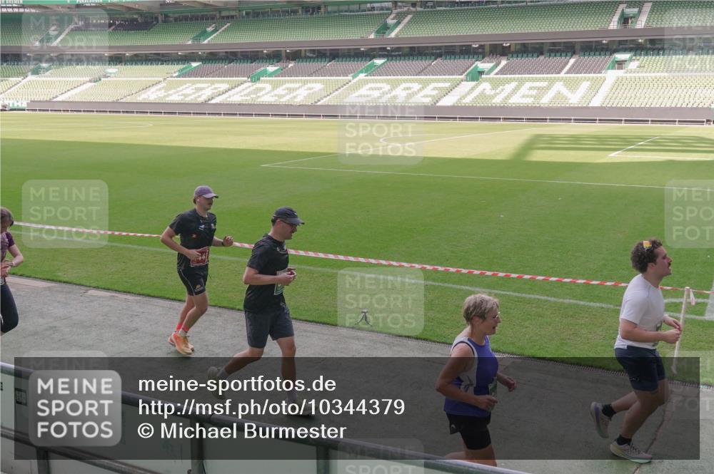13.09.2026 - 21. swb-Marathon Bremen Michael Burmester http://msf.ph/oto/10344379 13.09.2026 13:29:52 Laufen im Stadion 171, 220, 297, 405, 422, 476, 685, 729, 754, 767, 986, 1079, 1217, 1242, 1270, 1298, 1325, 1384, 1615, 1633, 1634, 1741, 1777, 1810, 1811, 1886, 1983, 2238, 2242, 2249, 2263, 2326, 2365, 2436, 2449, 2472, 2546, 2593, 2615, 2738, 2740, 2743, 2830, 2862, 2868, 2869, 2871, 2918, 2924, 2991, 2994, 3020, 3053, 3129, 3154, 3227, 3238, 3274, 3286, 3321, 3361, 3563, 3594, 3595, 3605, 3678, 3694, 3755, 3758, 3798, 3853, 3876, 3898, 3929, 3953, 3965, 3971, 3987, 4011, 4056 meine-sportfotos.de