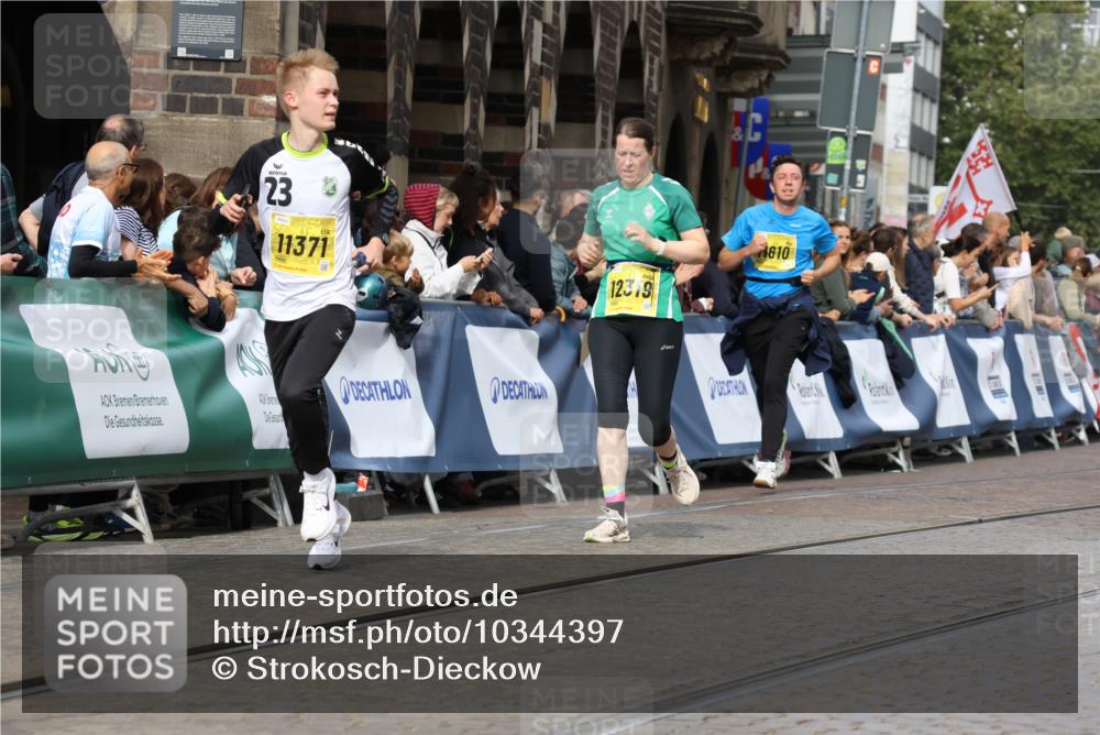 13.09.2026 - 21. swb-Marathon Bremen Strokosch-Dieckow http://msf.ph/oto/10344397 13.09.2026 10:52:24 Ziel 10218, 10588, 11277, 11285, 11376, 11487, 11555, 11869, 11877, 11962, 12349, 13578, 10761, 10812, 10906, 10958, 11109, 11350, 11604, 11605, 11669, 12361, 12439, 12533 meine-sportfotos.de