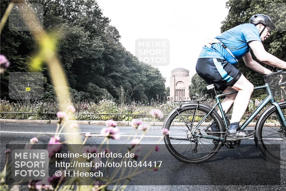 13.09.2026 - Stadtparktriathlon H.Heesch http://msf.ph/oto/10344417 13.09.2026 10:49:46 Radfahren 442, 457, 461, 554 meine-sportfotos.de