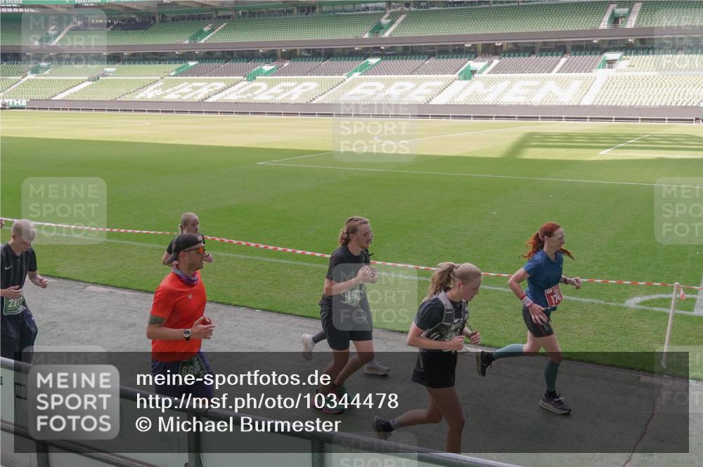 13.09.2026 - 21. swb-Marathon Bremen Michael Burmester http://msf.ph/oto/10344478 13.09.2026 13:30:01 Laufen im Stadion 171, 220, 297, 405, 422, 476, 639, 685, 729, 754, 767, 806, 986, 1079, 1217, 1242, 1270, 1384, 1615, 1633, 1634, 1777, 1810, 1811, 1886, 1983, 2216, 2238, 2242, 2249, 2263, 2326, 2365, 2436, 2449, 2546, 2593, 2615, 2637, 2719, 2738, 2740, 2830, 2862, 2868, 2869, 2871, 2918, 2924, 2991, 2994, 3020, 3053, 3101, 3129, 3227, 3238, 3274, 3286, 3321, 3361, 3563, 3594, 3595, 3605, 3678, 3755, 3758, 3798, 3876, 3898, 3929, 3953, 3965, 3971, 3987, 4011, 4056 meine-sportfotos.de