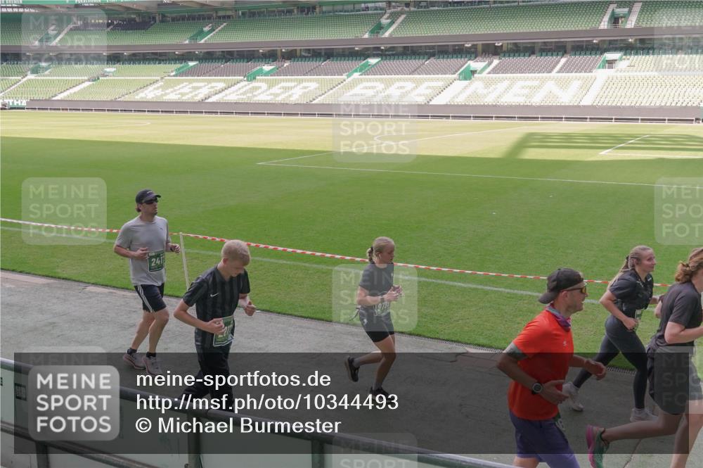 13.09.2026 - 21. swb-Marathon Bremen Michael Burmester http://msf.ph/oto/10344493 13.09.2026 13:30:02 Laufen im Stadion 171, 297, 405, 422, 476, 639, 685, 729, 754, 767, 806, 986, 1079, 1217, 1242, 1270, 1384, 1615, 1633, 1634, 1777, 1810, 1811, 1886, 1983, 2216, 2238, 2242, 2249, 2263, 2326, 2436, 2449, 2546, 2593, 2615, 2637, 2719, 2738, 2740, 2830, 2862, 2868, 2869, 2871, 2918, 2924, 2991, 2994, 3020, 3053, 3101, 3129, 3227, 3238, 3274, 3286, 3321, 3361, 3563, 3594, 3595, 3605, 3678, 3755, 3758, 3798, 3876, 3898, 3929, 3953, 3965, 3971, 3987, 4011, 4056 meine-sportfotos.de