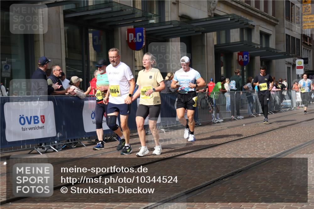 13.09.2026 - 21. swb-Marathon Bremen Strokosch-Dieckow http://msf.ph/oto/10344524 13.09.2026 11:09:08 Ziel 10314, 10386, 10424, 10556, 10664, 10686, 10694, 10712, 10769, 10823, 10981, 10983, 11192, 11225, 11764, 11882, 11883, 11914, 11915, 11937, 11995, 12322, 12409, 12474, 12491, 12532, 13607, 10217, 10321, 10455, 10469, 10570, 10599, 10630, 11011, 11053, 11074, 11091, 11138, 11304, 11434, 11531, 11578, 11812, 11905, 11987, 12155, 12192, 12256, 12337, 12353, 12438, 12517, 12554 meine-sportfotos.de