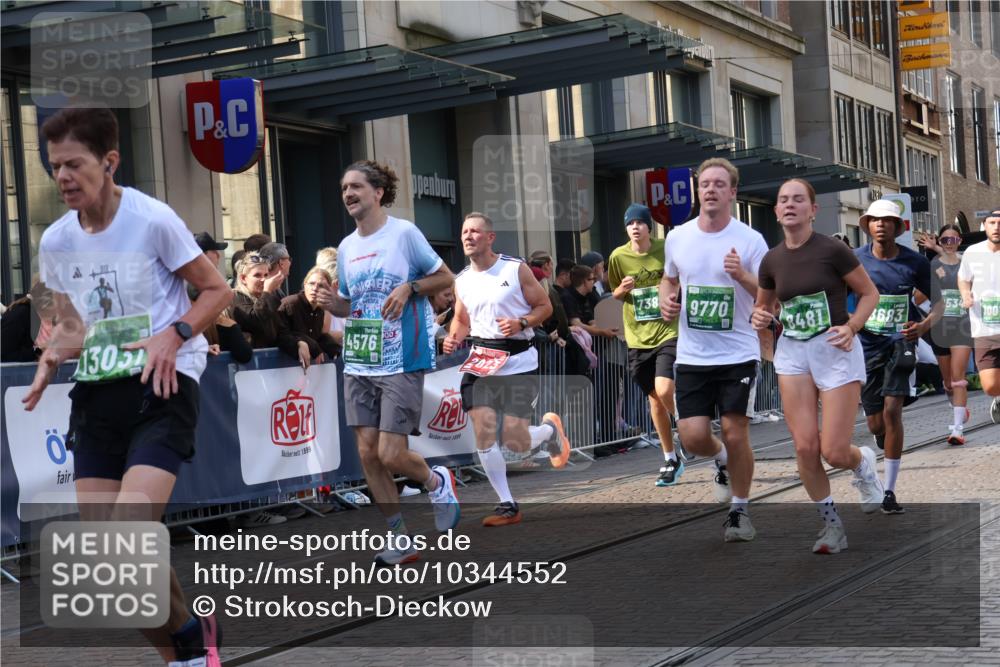 13.09.2026 - 21. swb-Marathon Bremen Strokosch-Dieckow http://msf.ph/oto/10344552 13.09.2026 13:29:22 Ziel 124, 716, 1073, 1083, 1243, 1581, 1861, 2076, 2289, 2742, 3030, 3320, 3618, 3667, 3721, 4115, 4575, 4576, 5244, 5599, 6006, 6127, 6384, 6499, 6690, 6725, 6930, 7079, 7093, 7384, 7426, 7649, 7884, 8481, 8594, 8612, 8771, 8831, 8899, 9049, 9534, 9747, 9770, 10013, 13031, 132, 303, 394, 565, 596, 651, 687, 745, 1274, 1365, 1387, 1545, 1823, 2023, 2070, 2301, 2867, 2957, 3258, 3796, 3846, 3912, 4541, 4590, 5036, 5225, 5599, 6103 meine-sportfotos.de