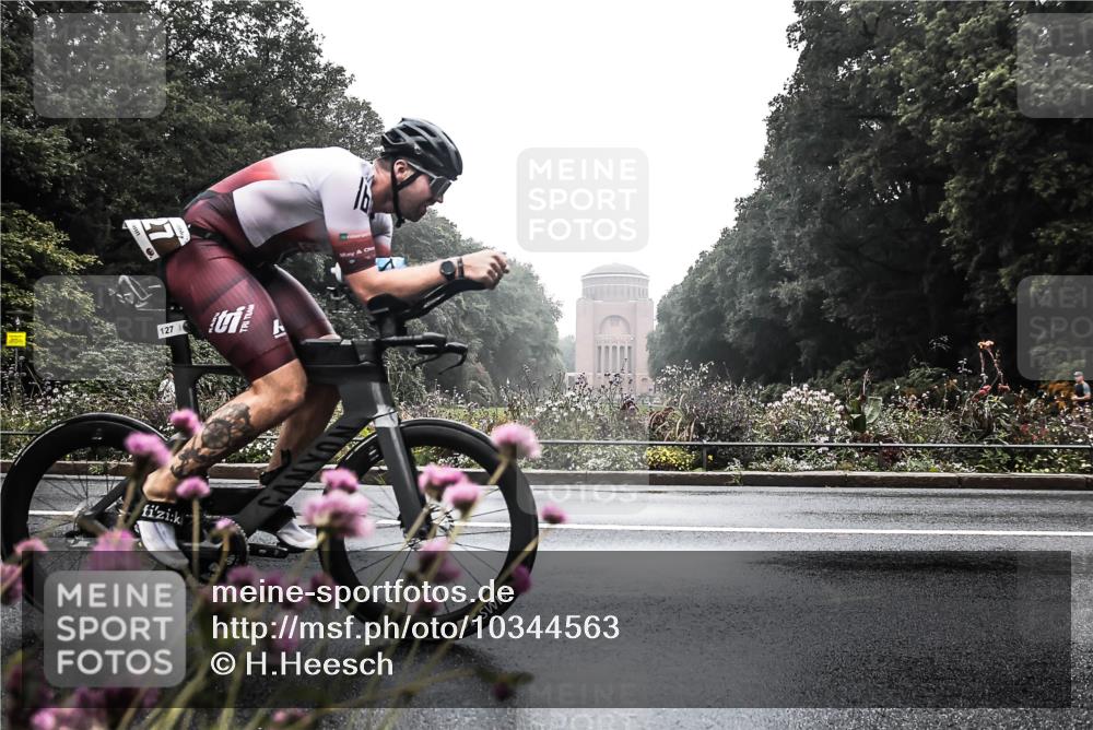 13.09.2026 - Stadtparktriathlon H.Heesch http://msf.ph/oto/10344563 13.09.2026 09:16:37 Radfahren 83, 127, 190 meine-sportfotos.de