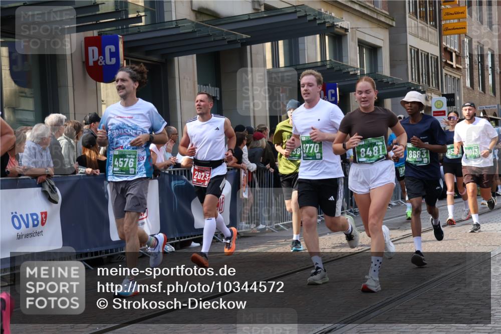 13.09.2026 - 21. swb-Marathon Bremen Strokosch-Dieckow http://msf.ph/oto/10344572 13.09.2026 13:29:22 Ziel 124, 716, 1073, 1083, 1243, 1581, 1861, 2076, 2289, 2742, 3030, 3320, 3618, 3667, 3721, 4115, 4575, 4576, 5244, 5599, 6006, 6127, 6384, 6499, 6690, 6725, 6930, 7079, 7093, 7384, 7426, 7649, 7884, 8481, 8594, 8612, 8771, 8831, 8899, 9049, 9534, 9747, 9770, 10013, 13031, 132, 303, 394, 565, 596, 651, 687, 745, 1274, 1365, 1387, 1545, 1823, 2023, 2070, 2301, 2867, 2957, 3258, 3796, 3846, 3912, 4541, 4590, 5036, 5225, 5599, 6103 meine-sportfotos.de