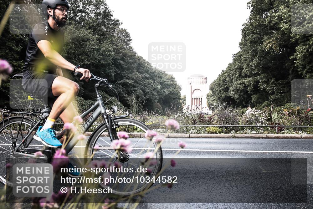 13.09.2026 - Stadtparktriathlon H.Heesch http://msf.ph/oto/10344582 13.09.2026 10:50:34 Radfahren 480, 509, 555, 583 meine-sportfotos.de