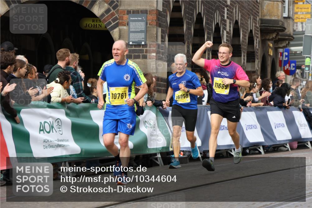 13.09.2026 - 21. swb-Marathon Bremen Strokosch-Dieckow http://msf.ph/oto/10344604 13.09.2026 10:52:36 Ziel 10588, 11371, 11487, 11610, 12319, 13578, 10193, 10339, 10652, 10734, 10827, 10906, 11002, 11038, 11144, 11362, 11597, 12338, 12399 meine-sportfotos.de