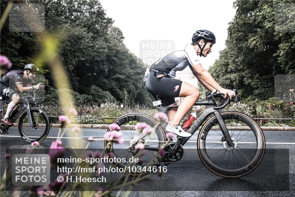13.09.2026 - Stadtparktriathlon H.Heesch http://msf.ph/oto/10344616 13.09.2026 10:50:43 Radfahren 437, 508, 530, 536, 540 meine-sportfotos.de
