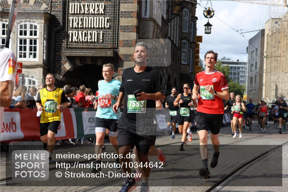 13.09.2026 - 21. swb-Marathon Bremen Strokosch-Dieckow http://msf.ph/oto/10344642 13.09.2026 13:32:17 Ziel 578, 846, 2310, 2934, 3205, 3278, 3946, 3989, 4030, 4797, 4979, 4998, 5158, 5325, 5363, 6116, 6354, 7242, 7526, 7790, 8048, 8247, 8610, 8970, 9016, 9188, 9640, 9785, 13231, 1687, 2292, 2293, 2910, 2992, 3402, 3429, 3441, 4263, 4380, 4471, 4655, 4835, 5281, 6518, 6593, 6760, 6781, 6900, 7150, 7173, 7572, 7990, 8957, 9040, 9151, 9175, 9198, 9283, 9719, 9779, 13208 meine-sportfotos.de