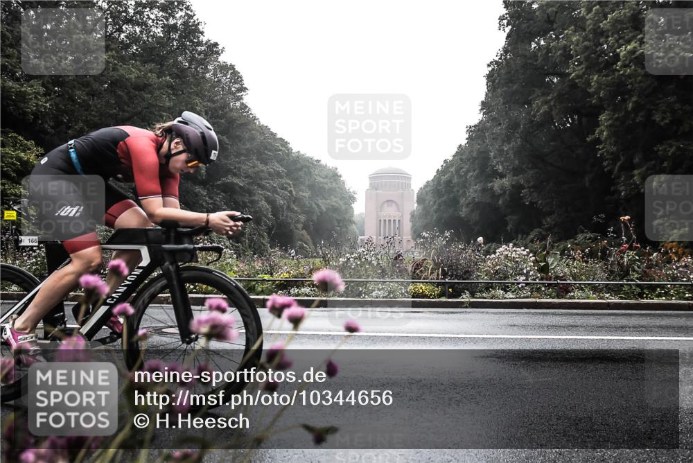 13.09.2026 - Stadtparktriathlon H.Heesch http://msf.ph/oto/10344656 13.09.2026 09:17:15 Radfahren 113, 166 meine-sportfotos.de