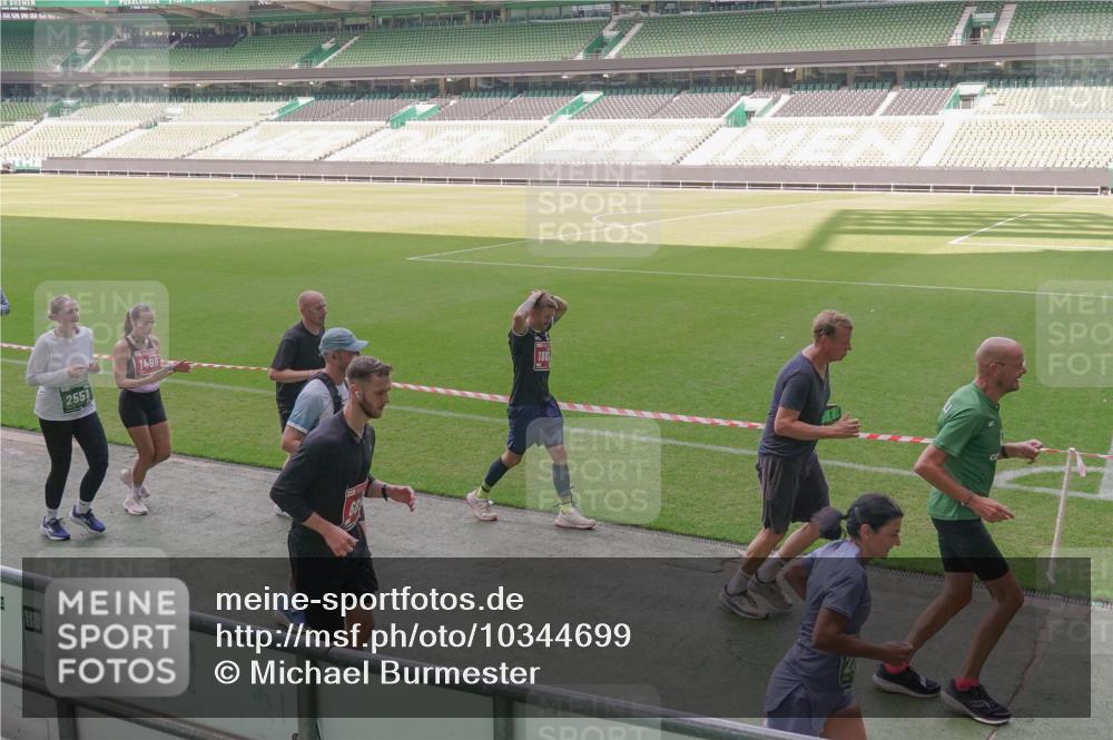 13.09.2026 - 21. swb-Marathon Bremen Michael Burmester http://msf.ph/oto/10344699 13.09.2026 13:30:25 Laufen im Stadion 122, 171, 224, 297, 405, 422, 476, 639, 685, 729, 754, 767, 806, 986, 1114, 1217, 1242, 1270, 1384, 1529, 1615, 1633, 1634, 1775, 1810, 1811, 1886, 1983, 2216, 2238, 2242, 2249, 2263, 2326, 2368, 2372, 2436, 2449, 2546, 2615, 2629, 2637, 2643, 2677, 2719, 2738, 2740, 2830, 2862, 2869, 2871, 2877, 2918, 2994, 3020, 3053, 3094, 3101, 3129, 3227, 3238, 3274, 3286, 3361, 3401, 3563, 3605, 3723, 3755, 3758, 3873, 3876, 3898, 3929, 3953, 3965, 3971, 4011, 4056, 357 meine-sportfotos.de