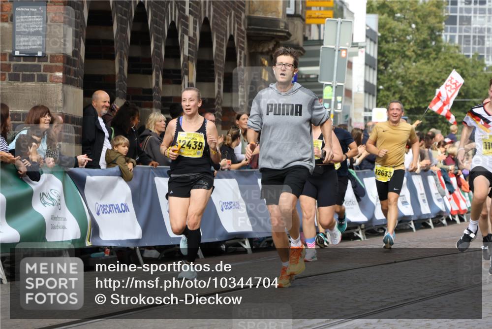 13.09.2026 - 21. swb-Marathon Bremen Strokosch-Dieckow http://msf.ph/oto/10344704 13.09.2026 10:52:38 Ziel 10761, 11371, 11610, 11669, 12319, 13578, 10193, 10304, 10339, 10652, 10734, 10827, 11002, 11038, 11144, 11362, 11597, 12019, 12338, 12399 meine-sportfotos.de