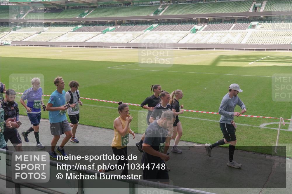 13.09.2026 - 21. swb-Marathon Bremen Michael Burmester http://msf.ph/oto/10344748 13.09.2026 13:30:28 Laufen im Stadion 122, 171, 224, 297, 405, 422, 476, 639, 754, 767, 806, 1114, 1217, 1242, 1270, 1529, 1615, 1633, 1634, 1775, 1810, 1811, 1886, 1983, 2216, 2238, 2242, 2249, 2263, 2326, 2368, 2372, 2436, 2449, 2546, 2615, 2629, 2637, 2643, 2677, 2719, 2738, 2740, 2830, 2869, 2871, 2877, 2918, 2994, 3020, 3053, 3094, 3101, 3129, 3227, 3274, 3286, 3361, 3401, 3563, 3605, 3723, 3755, 3758, 3873, 3876, 3898, 3929, 3953, 3965, 3971, 4011, 4056, 357 meine-sportfotos.de