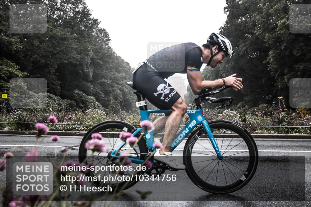 13.09.2026 - Stadtparktriathlon H.Heesch http://msf.ph/oto/10344756 13.09.2026 09:17:54 Radfahren 62, 199, 206 meine-sportfotos.de
