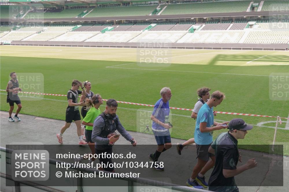 13.09.2026 - 21. swb-Marathon Bremen Michael Burmester http://msf.ph/oto/10344758 13.09.2026 13:30:30 Laufen im Stadion 122, 171, 224, 297, 405, 422, 476, 639, 754, 767, 806, 1114, 1217, 1242, 1270, 1314, 1529, 1615, 1633, 1634, 1775, 1810, 1811, 1886, 1983, 2216, 2238, 2242, 2249, 2263, 2326, 2368, 2372, 2436, 2449, 2546, 2615, 2629, 2637, 2643, 2677, 2719, 2738, 2740, 2830, 2869, 2871, 2877, 2918, 2952, 2994, 3020, 3053, 3094, 3101, 3129, 3227, 3274, 3286, 3361, 3401, 3563, 3605, 3723, 3755, 3758, 3873, 3876, 3898, 3929, 3953, 3965, 3971, 4011, 4056, 357 meine-sportfotos.de