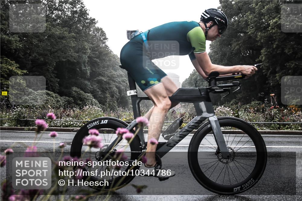 13.09.2026 - Stadtparktriathlon H.Heesch http://msf.ph/oto/10344786 13.09.2026 09:18:00 Radfahren 26, 72, 139 meine-sportfotos.de
