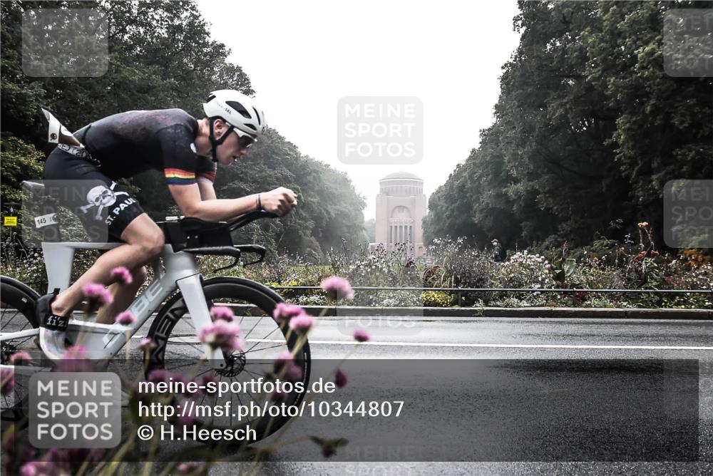 13.09.2026 - Stadtparktriathlon H.Heesch http://msf.ph/oto/10344807 13.09.2026 09:18:11 Radfahren 145, 209 meine-sportfotos.de