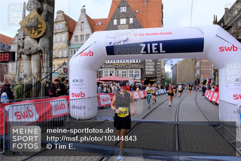 13.09.2026 - 21. swb-Marathon Bremen Tim E. http://msf.ph/oto/10344843 13.09.2026 11:14:56 Ziel 10519, 10705, 10722, 11097, 11098, 11186, 11408, 12112, 12431 meine-sportfotos.de