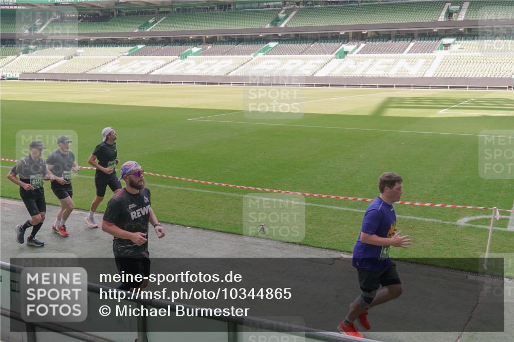 13.09.2026 - 21. swb-Marathon Bremen Michael Burmester http://msf.ph/oto/10344865 13.09.2026 13:30:44 Laufen im Stadion 122, 171, 224, 295, 297, 405, 487, 639, 767, 806, 840, 965, 1114, 1217, 1242, 1270, 1314, 1329, 1529, 1633, 1634, 1775, 1810, 1811, 1886, 1983, 2216, 2238, 2242, 2249, 2263, 2368, 2372, 2436, 2449, 2546, 2615, 2629, 2637, 2643, 2677, 2719, 2726, 2738, 2740, 2830, 2869, 2871, 2877, 2918, 2952, 2994, 3038, 3053, 3094, 3101, 3129, 3227, 3286, 3401, 3426, 3563, 3605, 3723, 3758, 3873, 3876, 3898, 3918, 3929, 4011, 4056, 357 meine-sportfotos.de