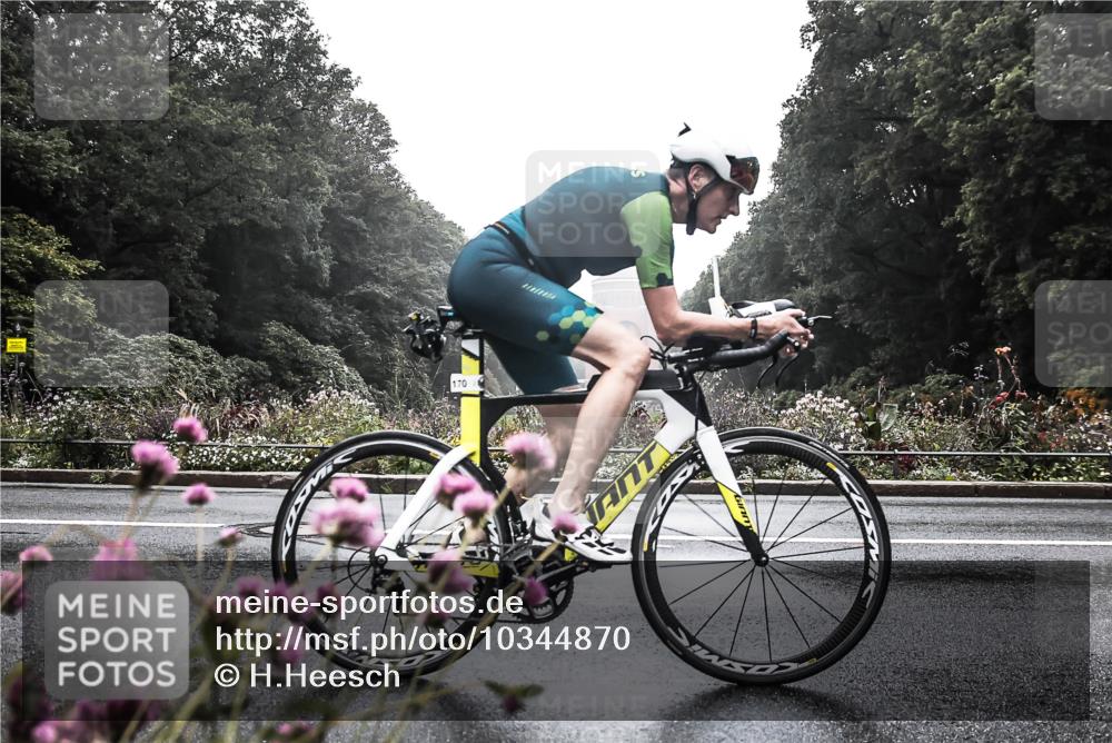 13.09.2026 - Stadtparktriathlon H.Heesch http://msf.ph/oto/10344870 13.09.2026 09:18:44 Radfahren 59, 86, 131, 185, 187 meine-sportfotos.de