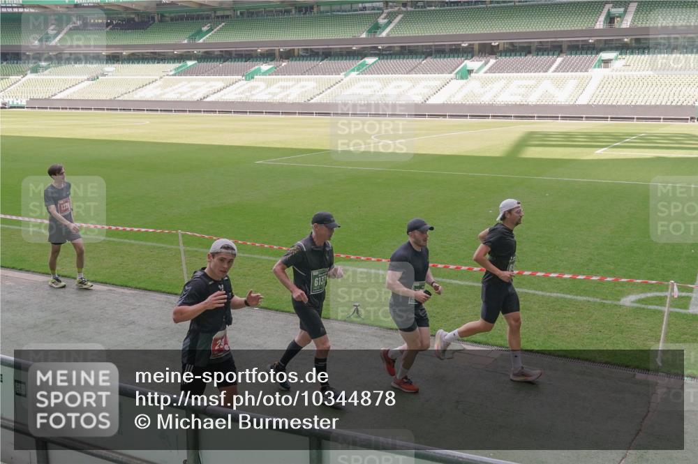 13.09.2026 - 21. swb-Marathon Bremen Michael Burmester http://msf.ph/oto/10344878 13.09.2026 13:30:46 Laufen im Stadion 122, 171, 224, 295, 297, 405, 487, 639, 767, 806, 840, 965, 1114, 1217, 1242, 1270, 1314, 1329, 1529, 1633, 1634, 1775, 1810, 1811, 1886, 1983, 2216, 2238, 2242, 2249, 2263, 2368, 2372, 2436, 2449, 2546, 2615, 2629, 2637, 2643, 2677, 2719, 2726, 2738, 2740, 2830, 2869, 2871, 2877, 2918, 2952, 2994, 3038, 3053, 3094, 3101, 3129, 3227, 3286, 3401, 3426, 3563, 3605, 3723, 3758, 3873, 3876, 3898, 3918, 3929, 4056, 357 meine-sportfotos.de