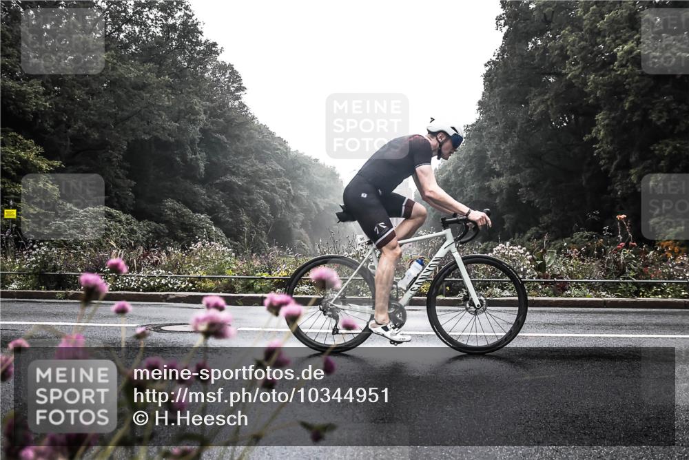 13.09.2026 - Stadtparktriathlon H.Heesch http://msf.ph/oto/10344951 13.09.2026 09:19:46 Radfahren 96, 167 meine-sportfotos.de