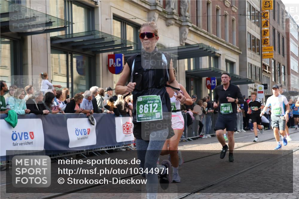 13.09.2026 - 21. swb-Marathon Bremen Strokosch-Dieckow http://msf.ph/oto/10344971 13.09.2026 13:29:30 Ziel 109, 124, 454, 716, 1073, 1173, 1205, 1581, 1759, 1780, 1848, 1861, 2289, 3320, 3618, 3667, 3908, 4115, 4524, 4575, 4576, 5631, 6006, 6127, 6384, 6725, 6930, 7079, 7093, 7384, 7884, 8267, 8470, 8481, 8594, 8612, 8771, 8899, 9049, 9534, 9747, 9770, 10013, 13031, 132, 303, 596, 651, 1083, 1243, 1365, 1387, 1545, 1823, 2023, 2076, 2301, 2742, 2867, 2957, 3030, 3258, 3721, 3796, 3846, 3912, 4541, 5036, 5244, 5599, 6103, 6384, 6499, 6690 meine-sportfotos.de