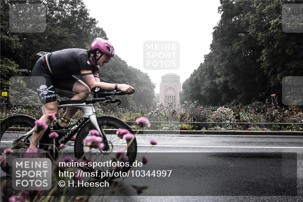 13.09.2026 - Stadtparktriathlon H.Heesch http://msf.ph/oto/10344997 13.09.2026 09:20:28 Radfahren 141 meine-sportfotos.de