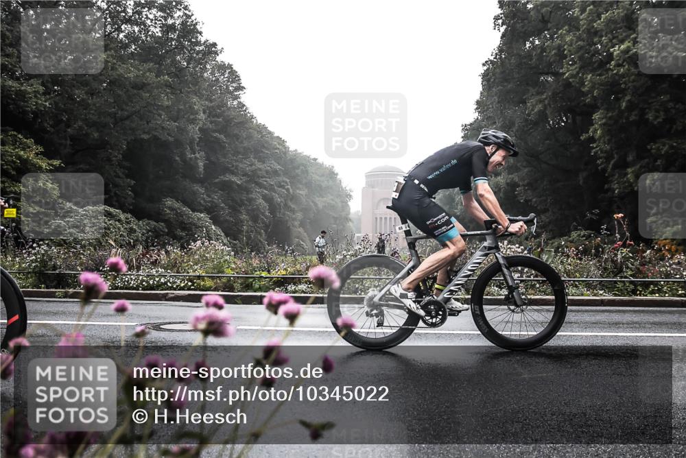 13.09.2026 - Stadtparktriathlon H.Heesch http://msf.ph/oto/10345022 13.09.2026 09:20:35 Radfahren 88, 92, 105, 112, 115, 129, 130, 153 meine-sportfotos.de