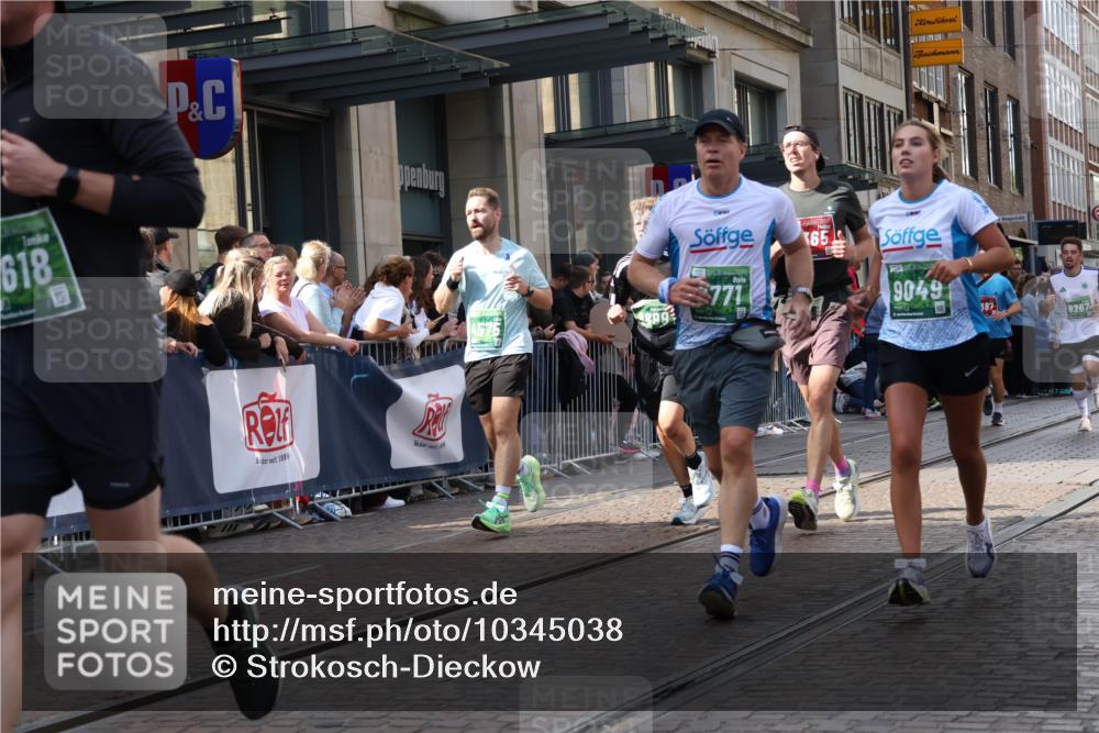13.09.2026 - 21. swb-Marathon Bremen Strokosch-Dieckow http://msf.ph/oto/10345038 13.09.2026 13:29:32 Ziel 109, 124, 454, 716, 1073, 1173, 1205, 1581, 1653, 1759, 1780, 1848, 1861, 2126, 2289, 3190, 3320, 3618, 3667, 3908, 4115, 4524, 4575, 4576, 5198, 5631, 6006, 6127, 6725, 7079, 7093, 7384, 7884, 8110, 8267, 8470, 8481, 8594, 8612, 8771, 8899, 9049, 9104, 9534, 9747, 9770, 10013, 13031, 132, 303, 596, 651, 1083, 1243, 1365, 1387, 1545, 1823, 2023, 2076, 2301, 2742, 2867, 2957, 3030, 3258, 3721, 3796, 3846, 3912, 4541, 5036, 5244, 5599, 6103, 6384, 6499, 6690 meine-sportfotos.de