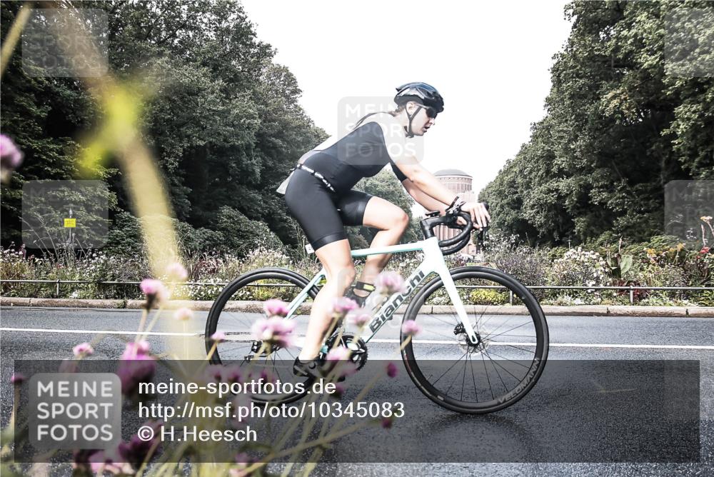 13.09.2026 - Stadtparktriathlon H.Heesch http://msf.ph/oto/10345083 13.09.2026 10:53:37 Radfahren 465 meine-sportfotos.de