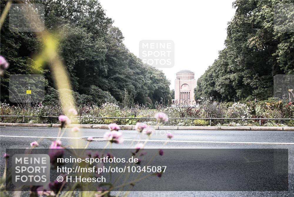 13.09.2026 - Stadtparktriathlon H.Heesch http://msf.ph/oto/10345087 13.09.2026 10:53:40 Radfahren 439, 465 meine-sportfotos.de