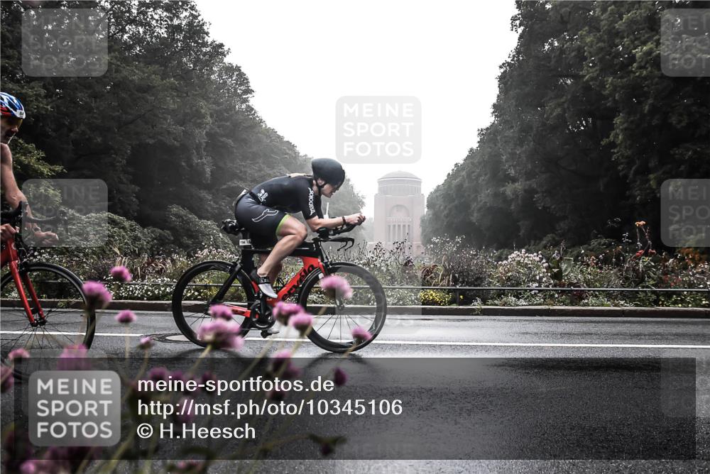 13.09.2026 - Stadtparktriathlon H.Heesch http://msf.ph/oto/10345106 13.09.2026 09:21:41 Radfahren 76, 81, 84, 114, 194, 198 meine-sportfotos.de