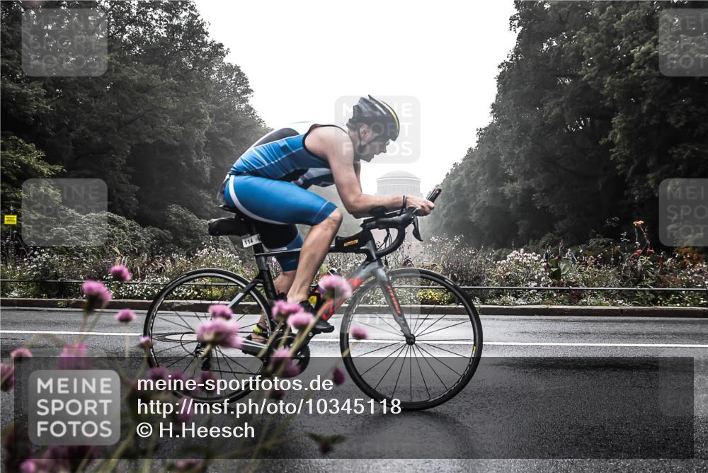 13.09.2026 - Stadtparktriathlon H.Heesch http://msf.ph/oto/10345118 13.09.2026 09:21:42 Radfahren 76, 81, 84, 114, 194, 198 meine-sportfotos.de