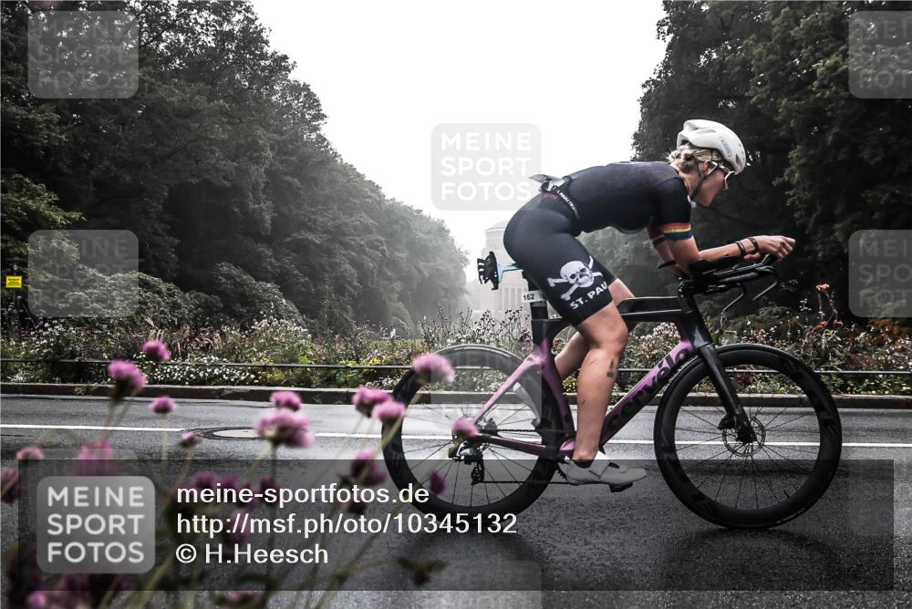 13.09.2026 - Stadtparktriathlon H.Heesch http://msf.ph/oto/10345132 13.09.2026 09:21:54 Radfahren 90, 95, 123, 154, 162, 184 meine-sportfotos.de