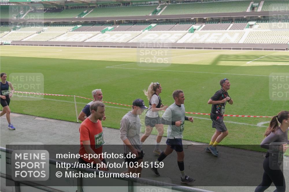 13.09.2026 - 21. swb-Marathon Bremen Michael Burmester http://msf.ph/oto/10345159 13.09.2026 13:31:28 Laufen im Stadion 122, 224, 295, 297, 344, 386, 405, 487, 617, 639, 806, 840, 965, 1114, 1133, 1142, 1310, 1314, 1326, 1329, 1427, 1529, 1775, 1801, 1810, 1811, 1869, 1892, 1897, 1904, 1983, 2216, 2242, 2249, 2253, 2270, 2344, 2368, 2372, 2615, 2629, 2637, 2643, 2677, 2719, 2726, 2869, 2871, 2877, 2918, 2945, 2952, 2994, 3038, 3094, 3101, 3140, 3223, 3227, 3379, 3401, 3426, 3572, 3644, 3723, 3736, 3746, 3873, 3876, 3918, 3944, 357 meine-sportfotos.de