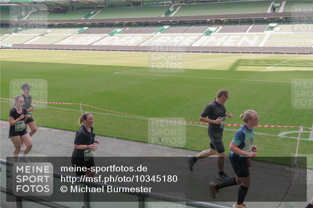13.09.2026 - 21. swb-Marathon Bremen Michael Burmester http://msf.ph/oto/10345180 13.09.2026 13:31:32 Laufen im Stadion 122, 224, 295, 297, 344, 386, 405, 487, 617, 639, 806, 840, 965, 1114, 1133, 1142, 1310, 1314, 1326, 1329, 1427, 1529, 1775, 1801, 1810, 1811, 1869, 1892, 1897, 1904, 2216, 2242, 2249, 2253, 2270, 2274, 2344, 2368, 2372, 2523, 2556, 2615, 2629, 2637, 2643, 2677, 2719, 2726, 2869, 2871, 2877, 2918, 2945, 2952, 2994, 3038, 3094, 3101, 3140, 3223, 3227, 3350, 3379, 3401, 3426, 3572, 3644, 3723, 3736, 3746, 3873, 3876, 3918, 3944, 357 meine-sportfotos.de