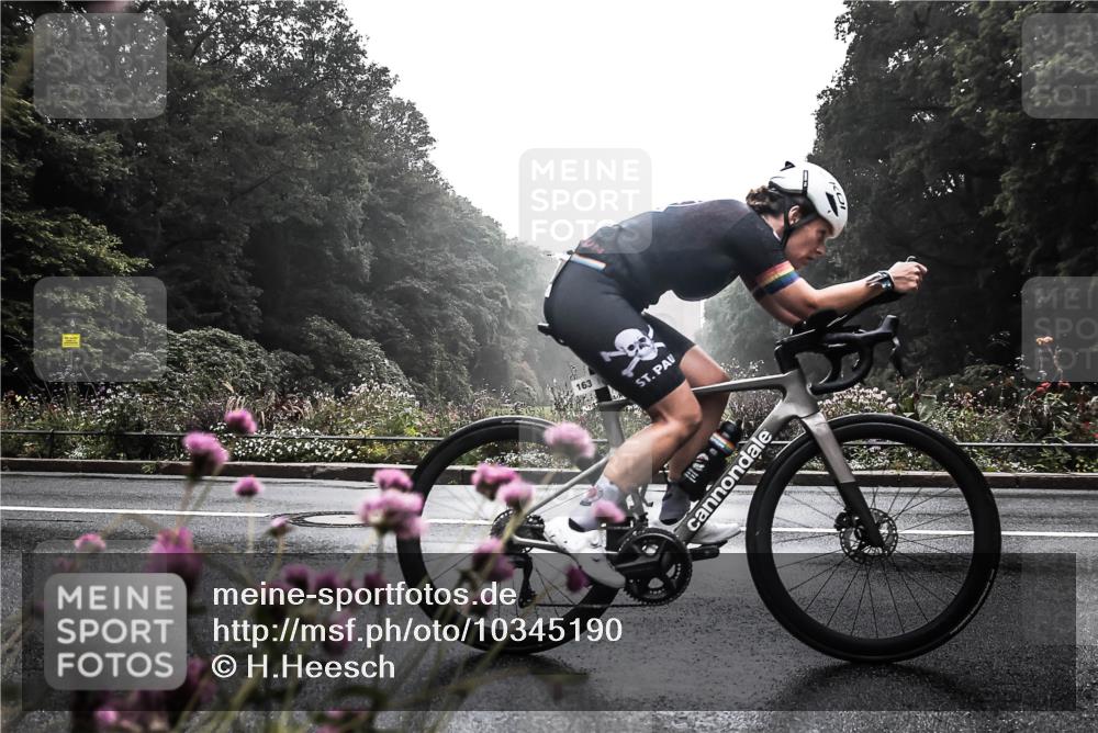 13.09.2026 - Stadtparktriathlon H.Heesch http://msf.ph/oto/10345190 13.09.2026 09:22:15 Radfahren 80, 125, 163, 177, 192 meine-sportfotos.de