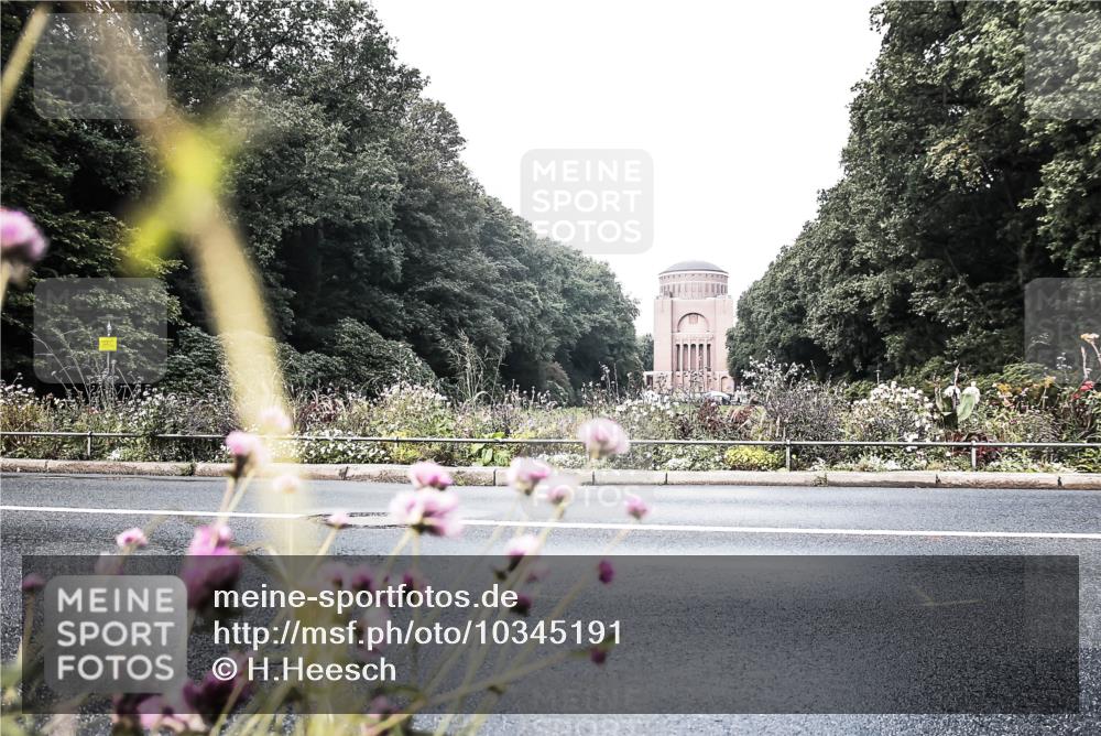 13.09.2026 - Stadtparktriathlon H.Heesch http://msf.ph/oto/10345191 13.09.2026 10:54:03 Radfahren 408, 489, 519, 622 meine-sportfotos.de